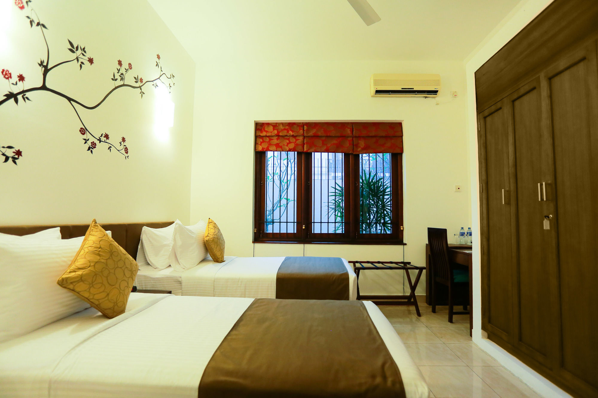 The Austin Residence By Unique Hotels Colombo Exterior photo