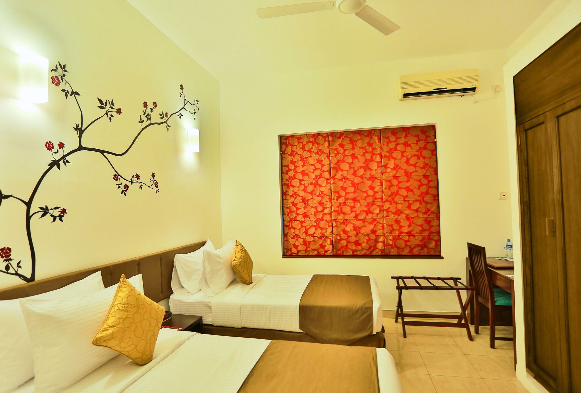 The Austin Residence By Unique Hotels Colombo Exterior photo
